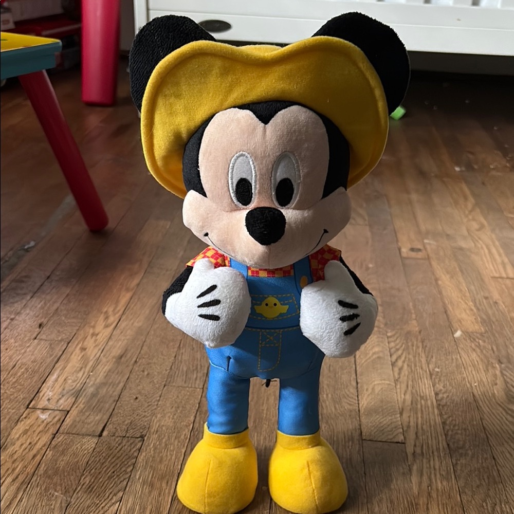 Disney Farmer  Mickey Mouse Sings and Dance